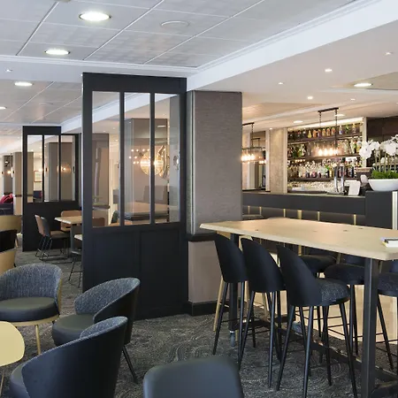 National 3* لورد