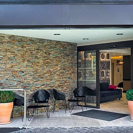National Hotel Lourdes