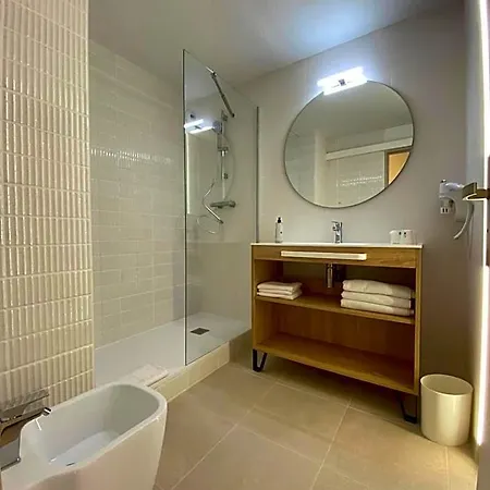 National Hotel Lourdes