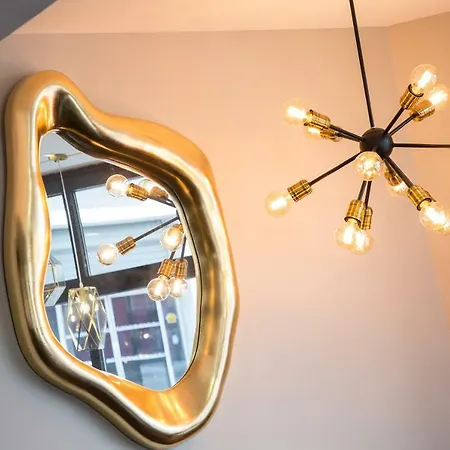 National 3* لورد