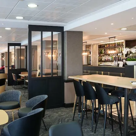 Otel National Lourdes